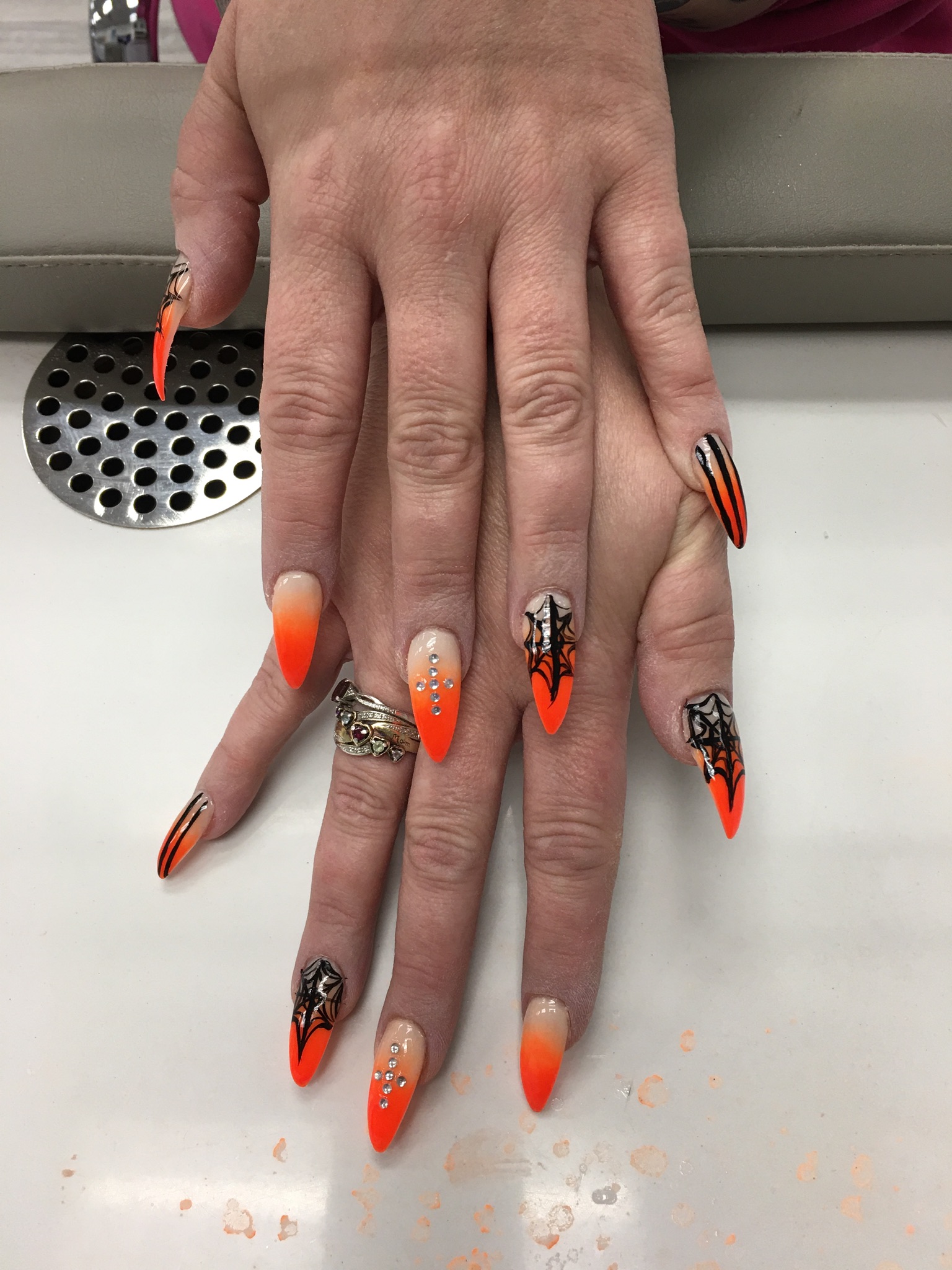 Glamour Nails & Spa nail photo 8